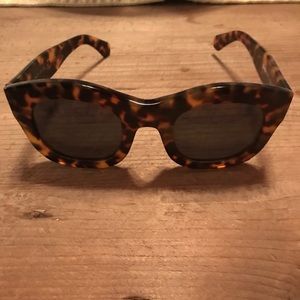 Illesteva Hamilton tortoise sunglasses